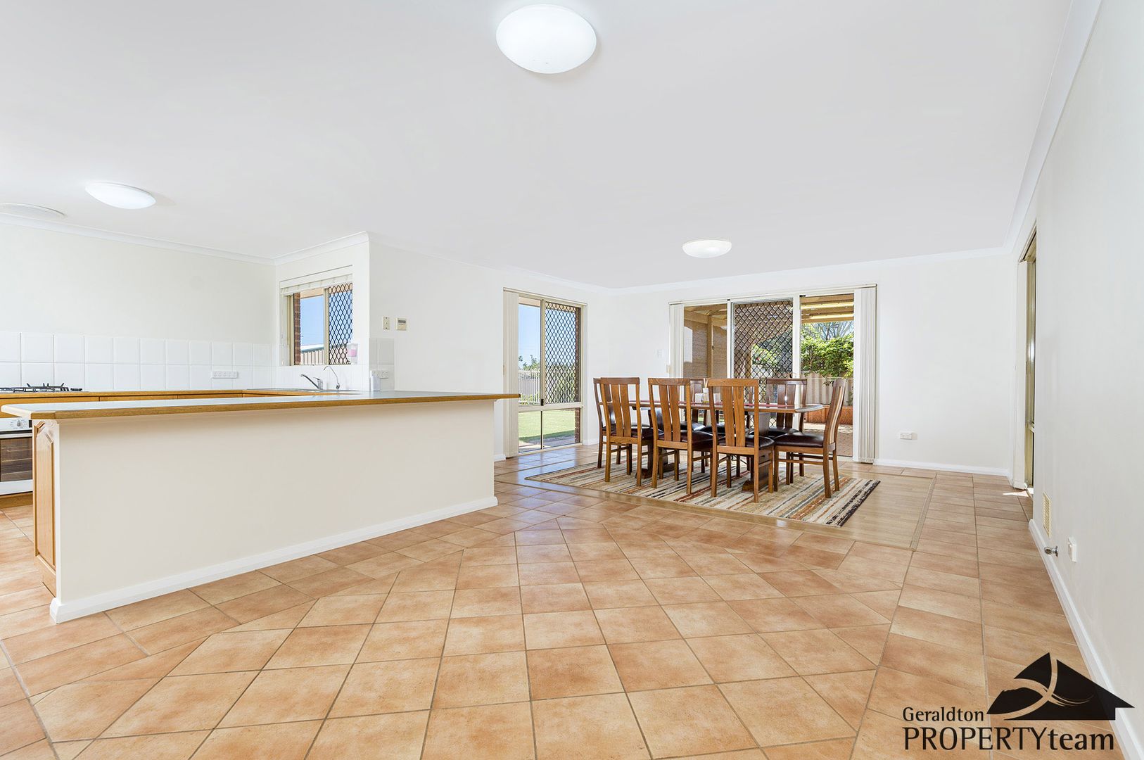 2 Begonia Court, Strathalbyn WA 6530, Image 2