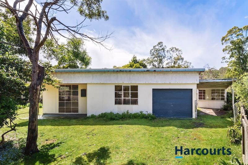 4 Elfrida Avenue, Sisters Beach TAS 7321, Image 0