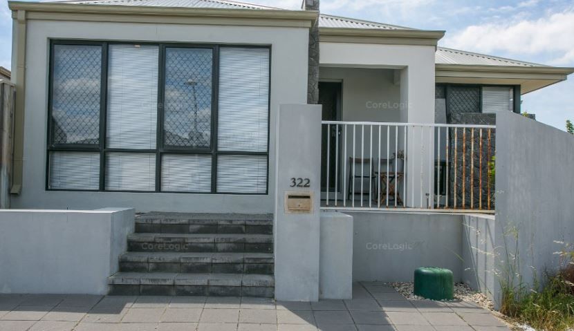 4 bedrooms House in 322 Peelwood Parade HALLS HEAD WA, 6210