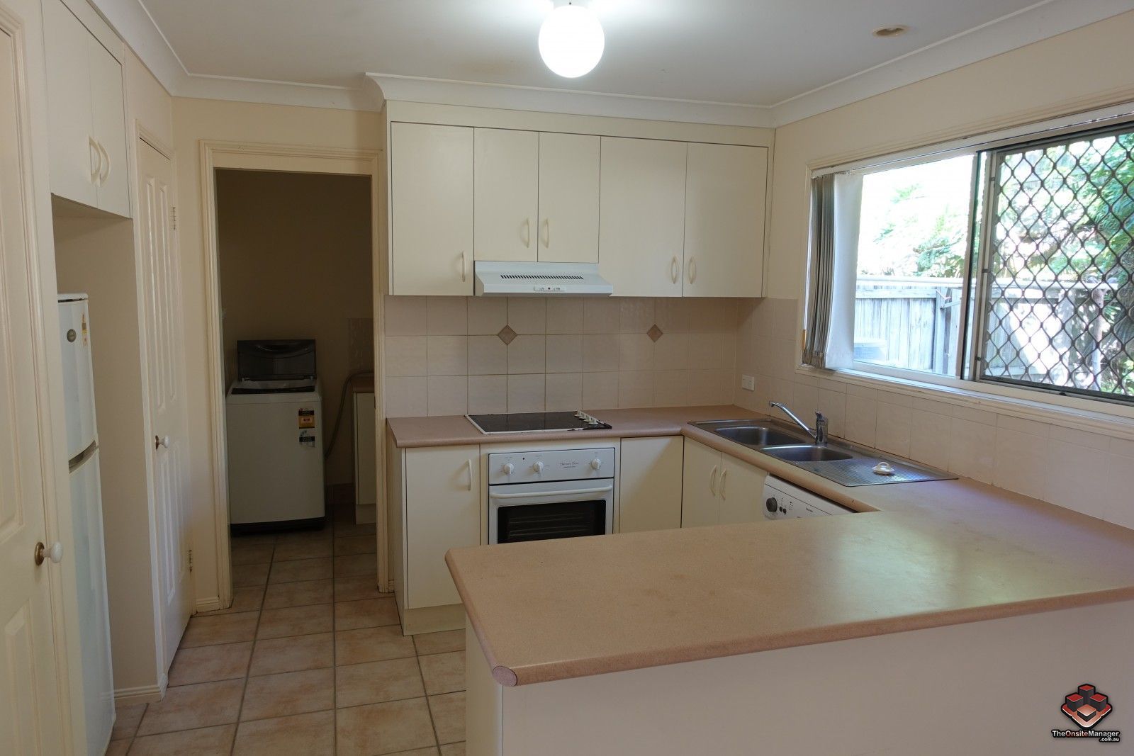 3 bedrooms Townhouse in ID:21073606/45 Farne Street SUNNYBANK HILLS QLD, 4109