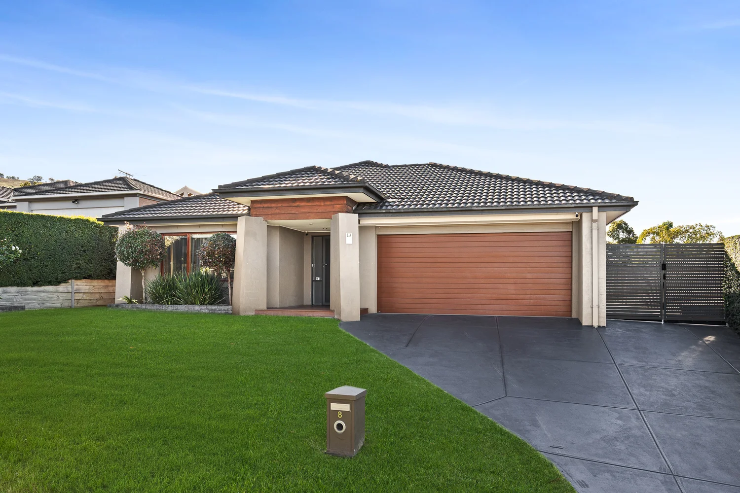 8 St Mellion Close, Sunbury VIC 3429