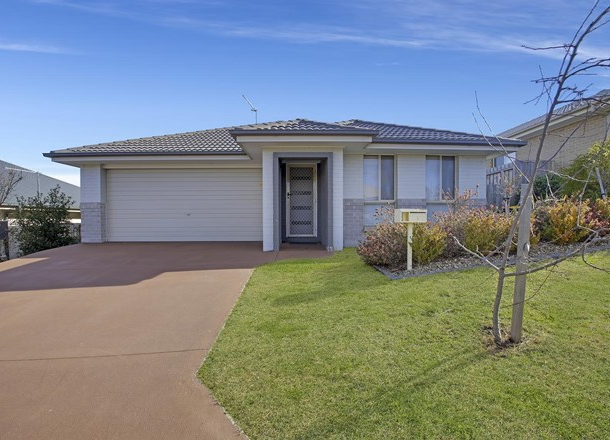 3 Kelly Place, Goulburn NSW 2580