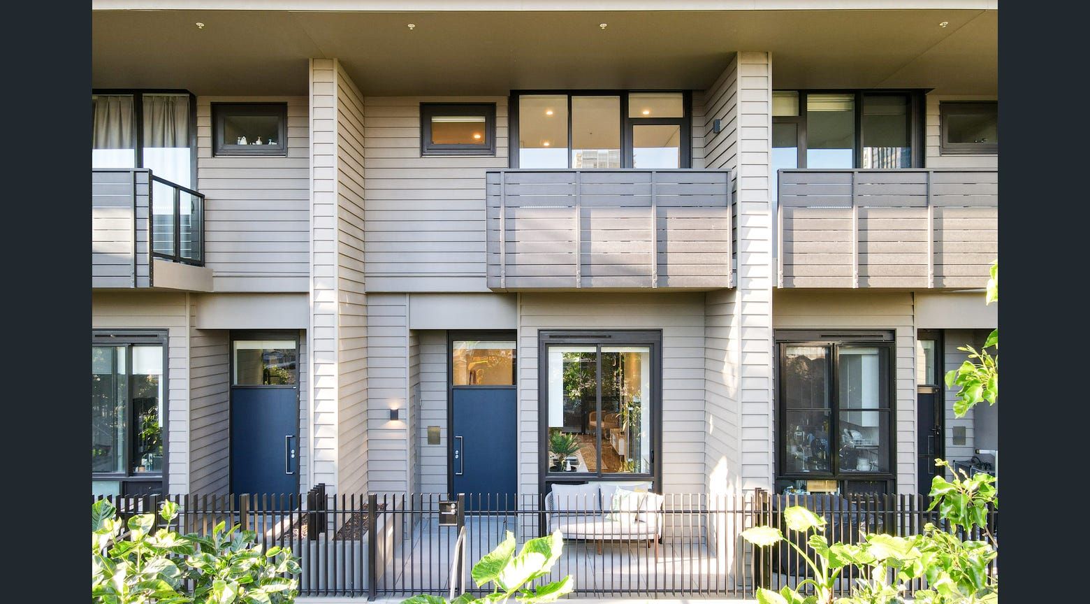 2 bedrooms Apartment / Unit / Flat in 13 Tung Hop Street WATERLOO NSW, 2017