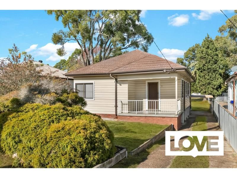2 bedrooms House in 60 Montgomery Street ARGENTON NSW, 2284