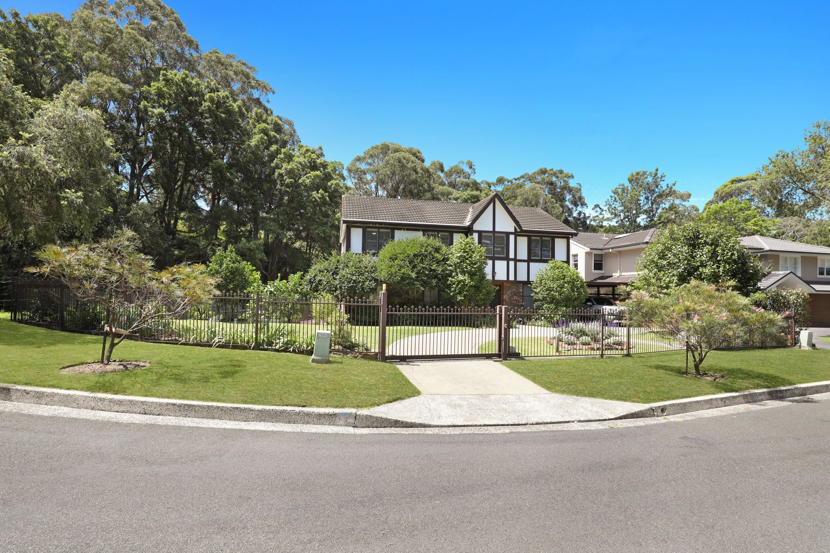 12 Brynymor Place, Balgownie NSW 2519, Image 1