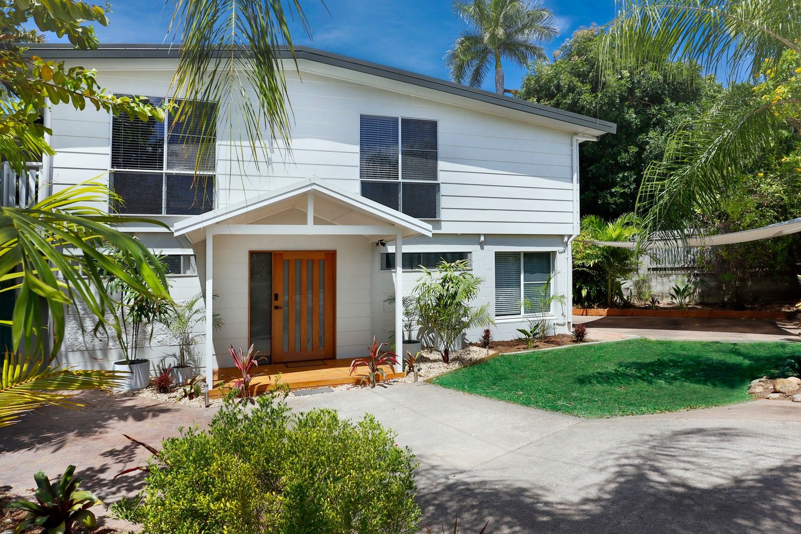 5 bedrooms House in 15 Taylor Street BELGIAN GARDENS QLD, 4810