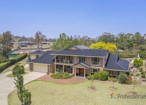 10 Todd Close, Armidale NSW 2350