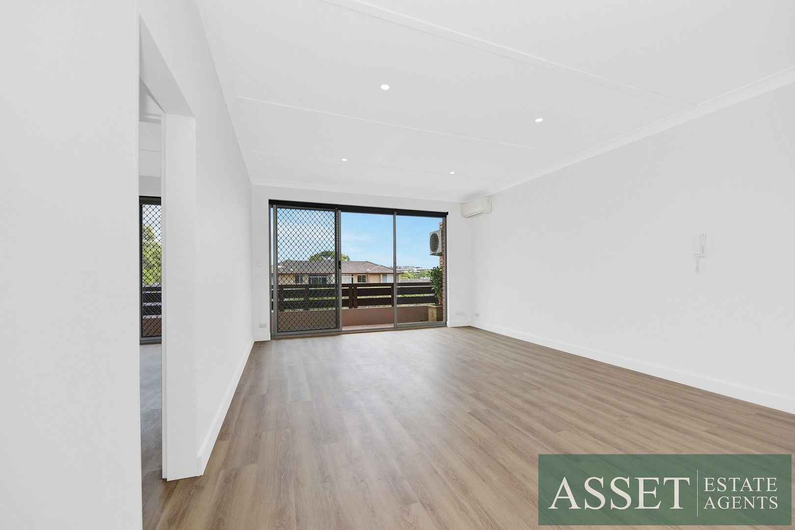 2 bedrooms Apartment / Unit / Flat in 12/20-24 Eden Street ARNCLIFFE NSW, 2205