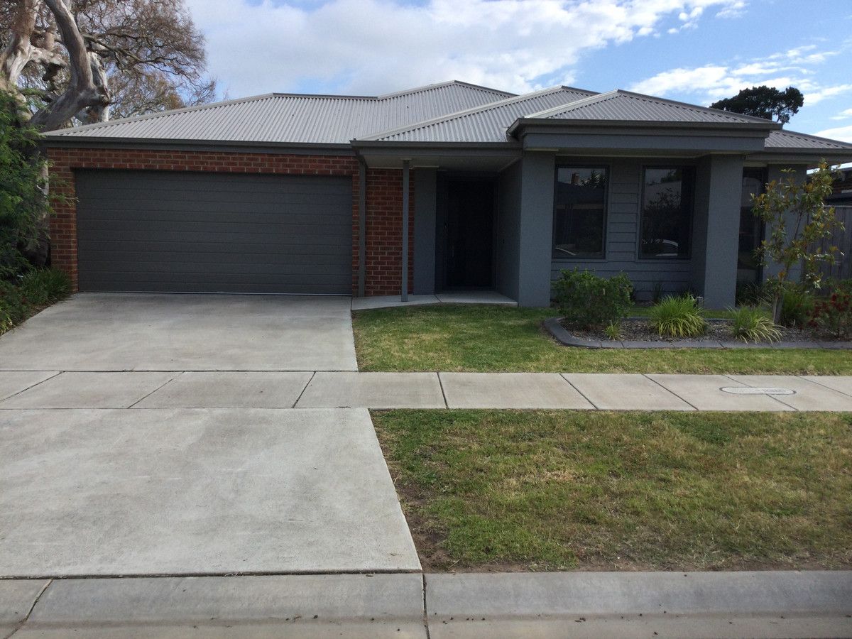 12 Authors Way, Sale VIC 3850, Image 0