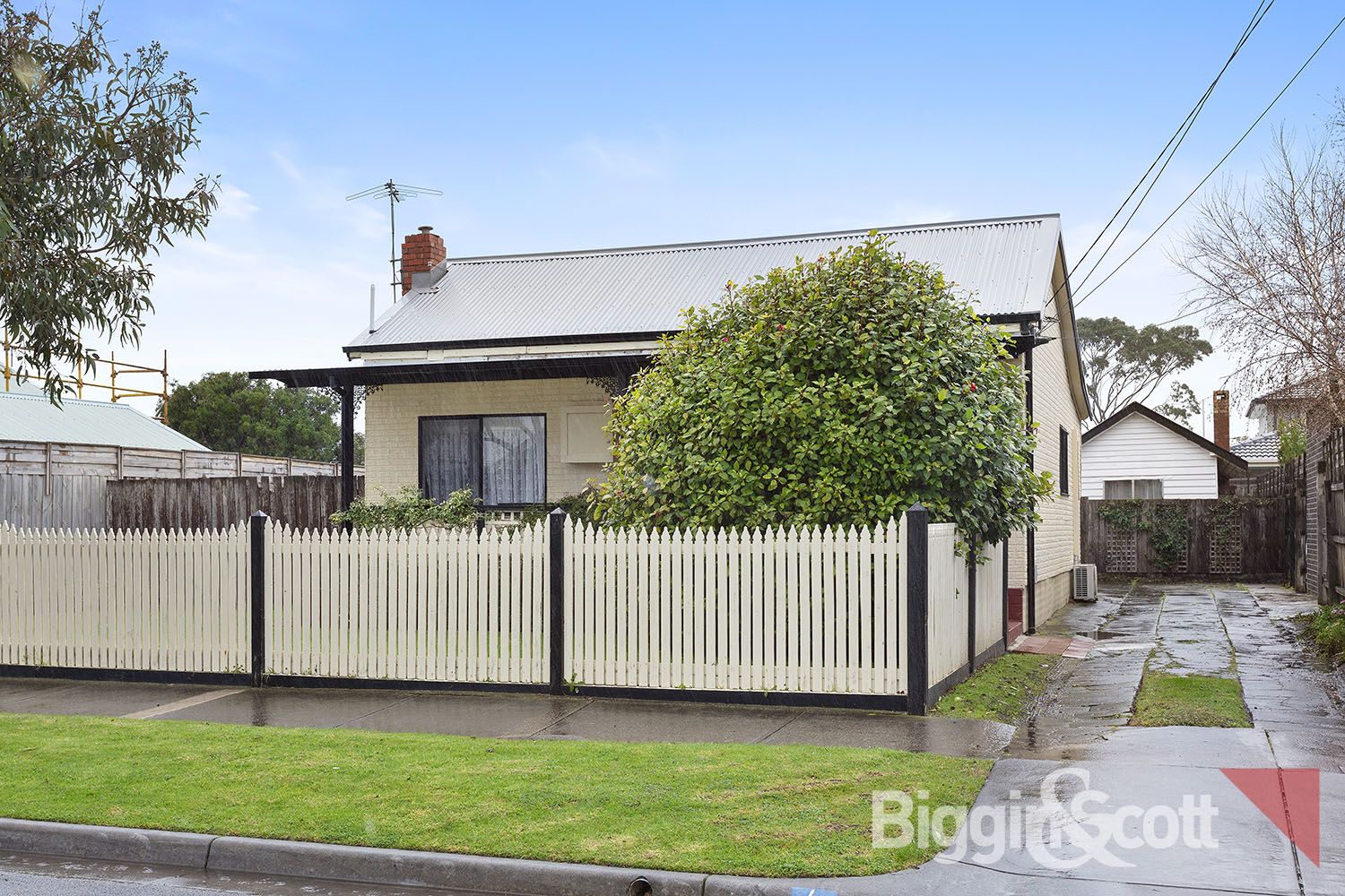 4 Bertram Street, Mordialloc VIC 3195, Image 0