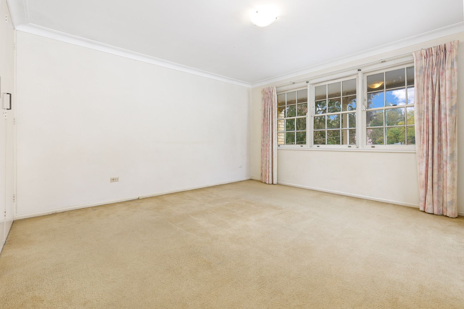 14 Redmill Close, Cheltenham NSW 2119, Image 2