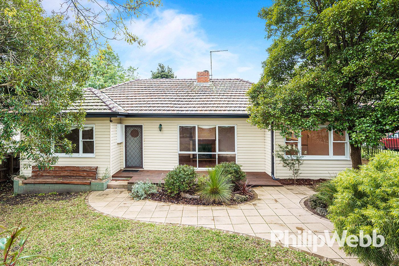 3 bedrooms House in 61 Burnett Street MITCHAM VIC, 3132