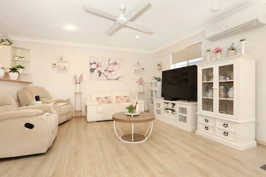 Additional image 7 of 1/27 Eider Avenue, Paradise Point QLD 4216