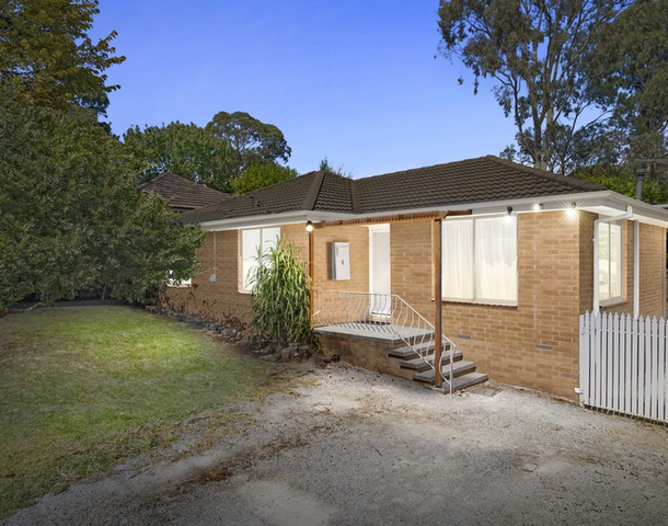 6 Shalimar Crescent, Boronia VIC 3155