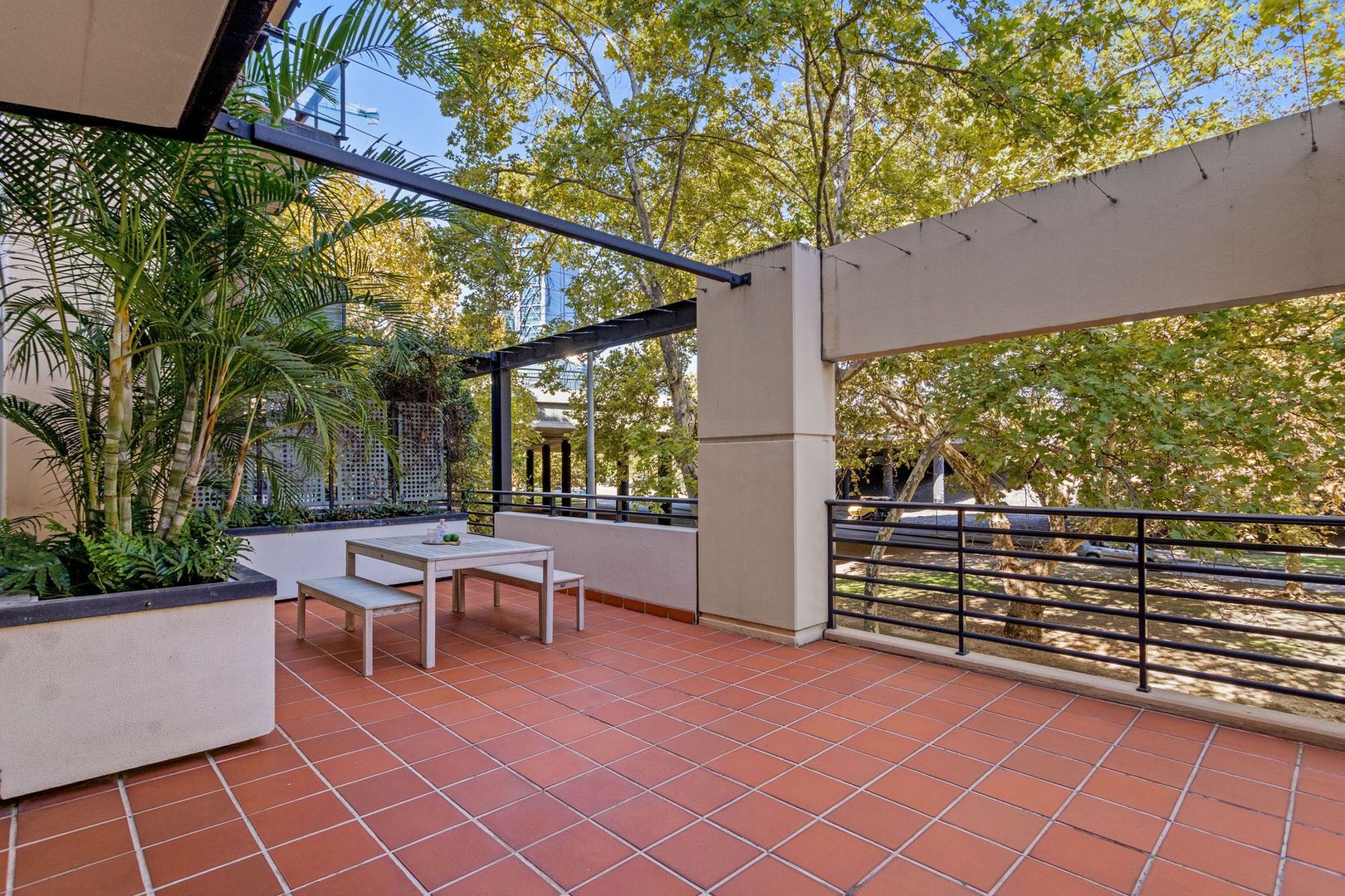 10/110 Mounts Bay Road, Perth WA 6000, Image 2