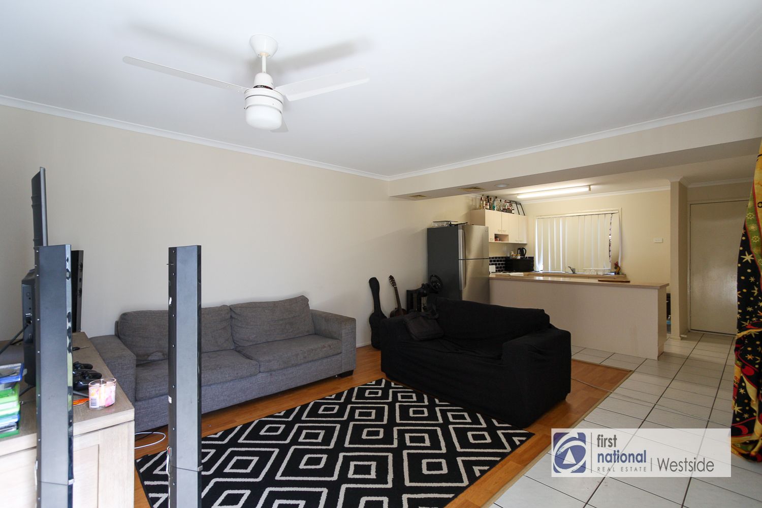 1/4 Lillian Street, Redbank Plains QLD 4301, Image 1