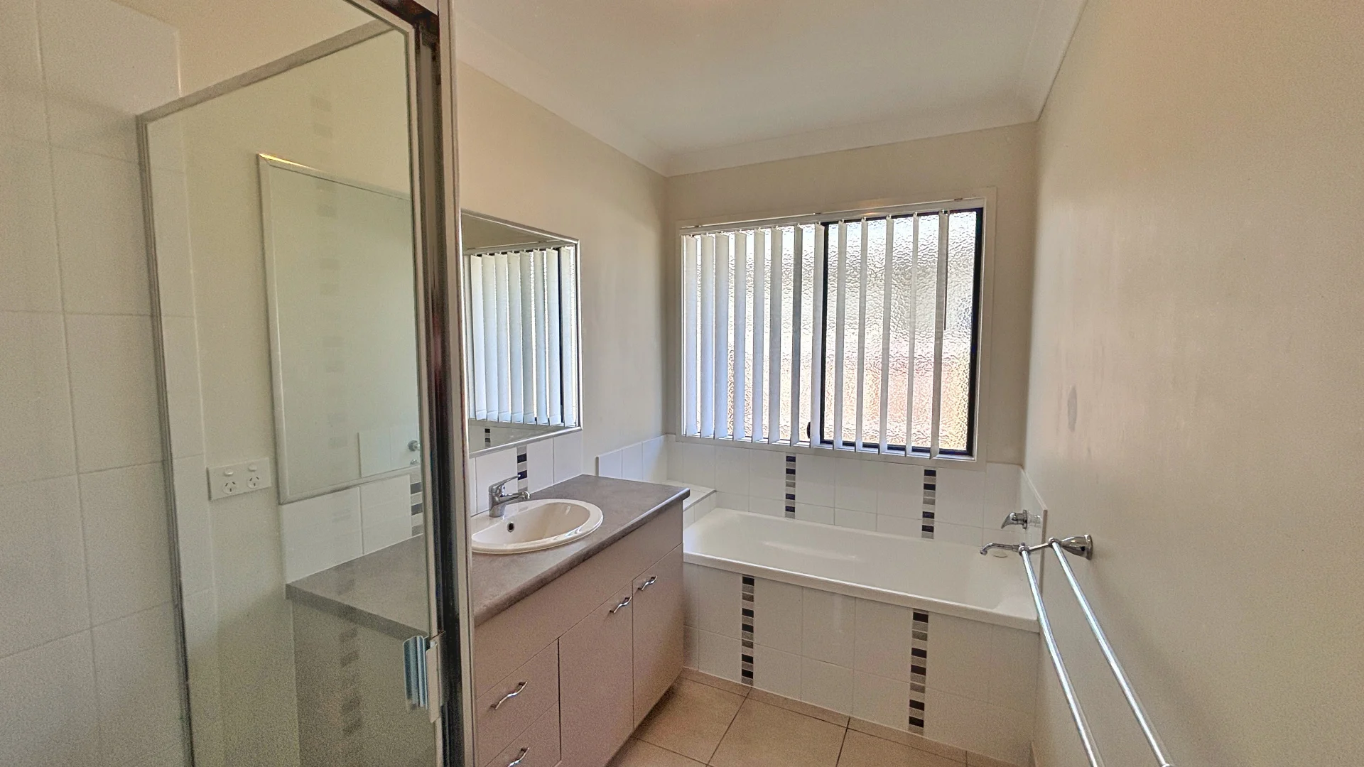 Additional image 10 of 13 Pongamia Parade, Mount Low QLD 4818