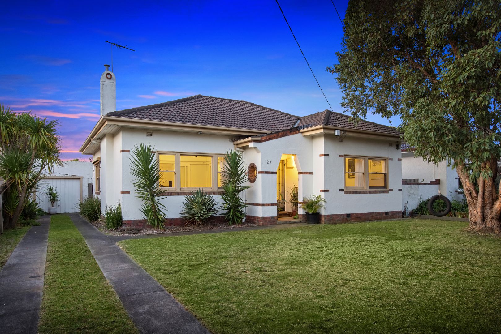 2 bedrooms House in 29 Beauville Avenue MURRUMBEENA VIC, 3163