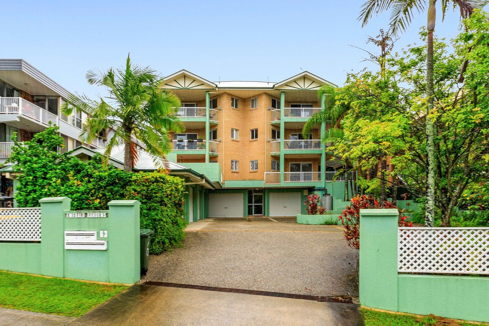 2 bedrooms Apartment / Unit / Flat in 2/63 Mclay Street COORPAROO QLD, 4151