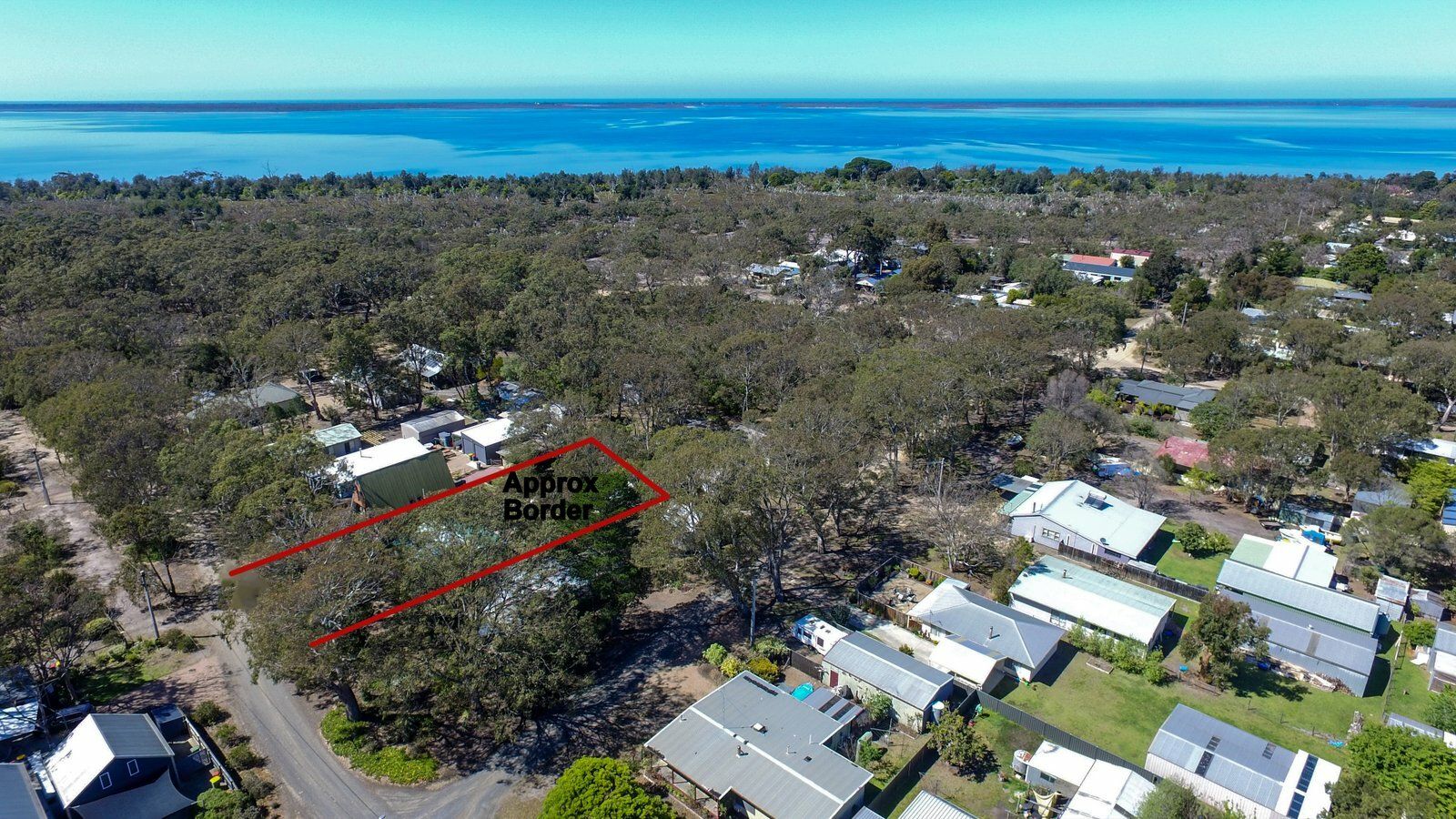 27 Seventh Pde, Raymond Island VIC 3880, Image 0