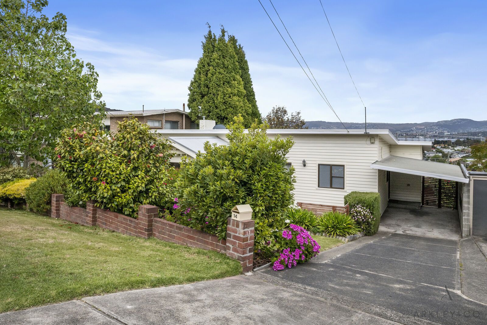 14 Corinna Road, Lindisfarne TAS 7015, Image 1