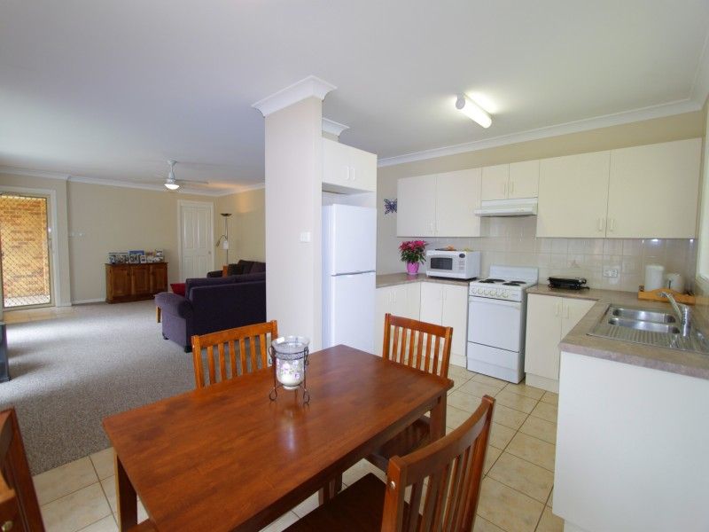 2/7 Watson Place, Raymond Terrace NSW 2324, Image 2