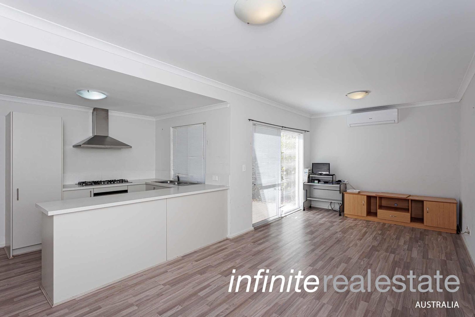 22 Tiller Turn, Yanchep WA 6035, Image 2