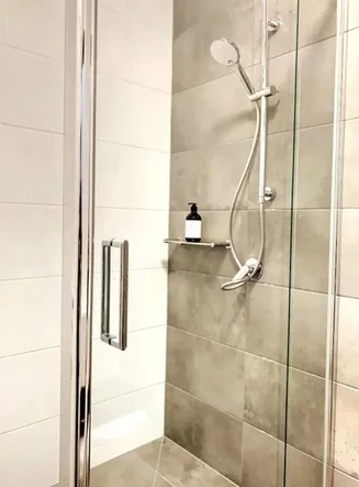 Additional image 9 of 6/24A Dickens Street, Elwood VIC 3184