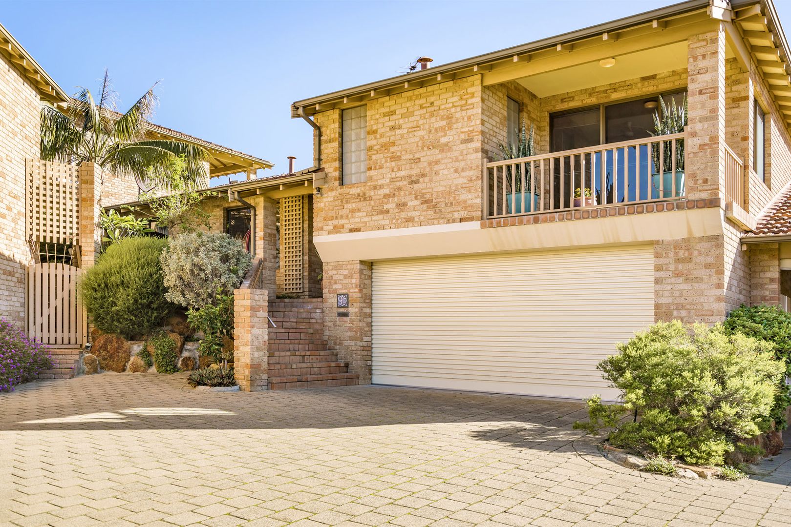 9D/127 Drabble Road, City Beach WA 6015, Image 1