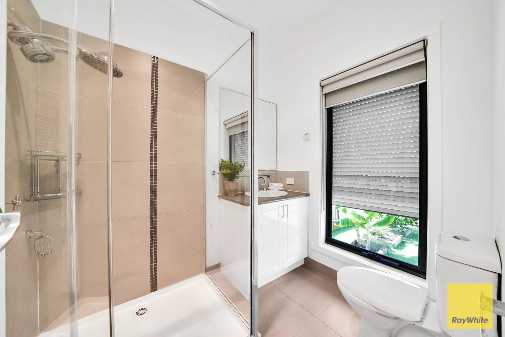 Additional image 12 of 28 Ironbark Grove, Burnside Heights VIC 3023