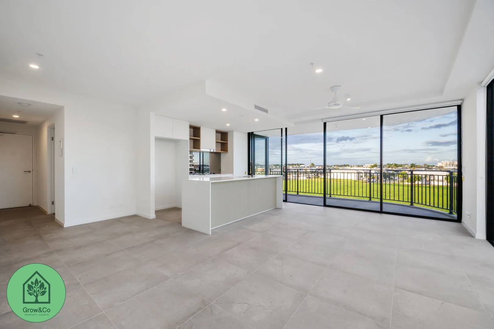 Additional image 10 of 2407/10 Sickle Avenue, Hope Island QLD 4212