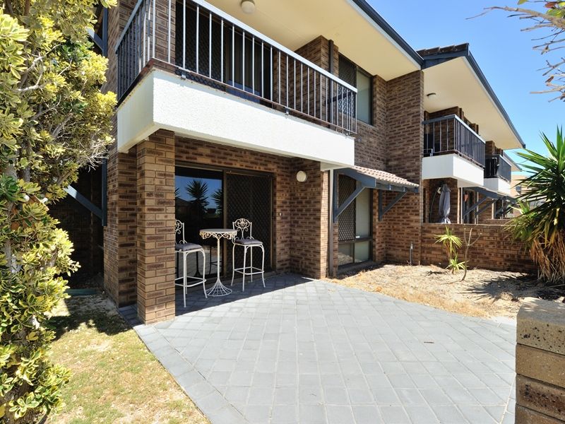 9/16 Arcadia Drive, Shoalwater WA 6169, Image 2