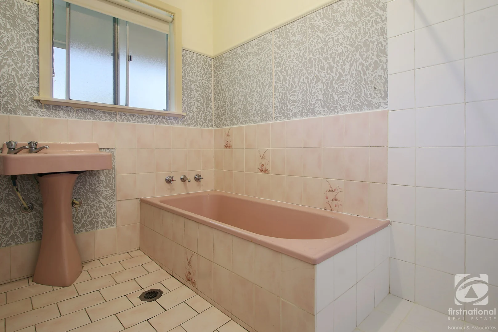 Additional image 6 of 548 Moffatt Street, Lavington NSW 2641