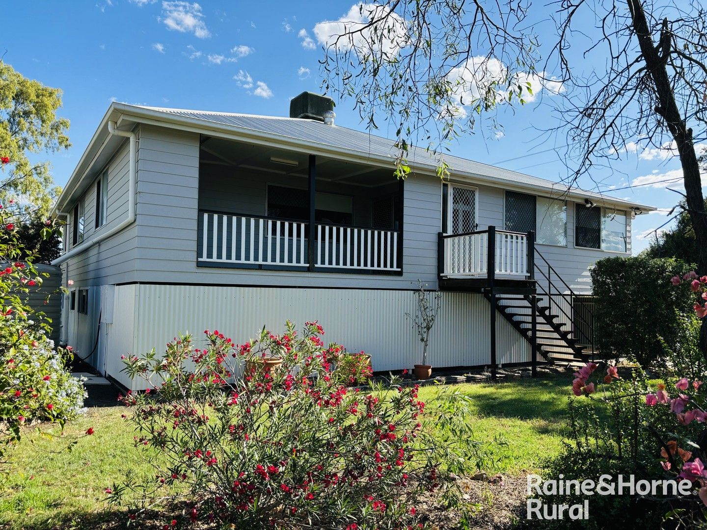 4 bedrooms House in 12 Phillip Street ROMA QLD, 4455