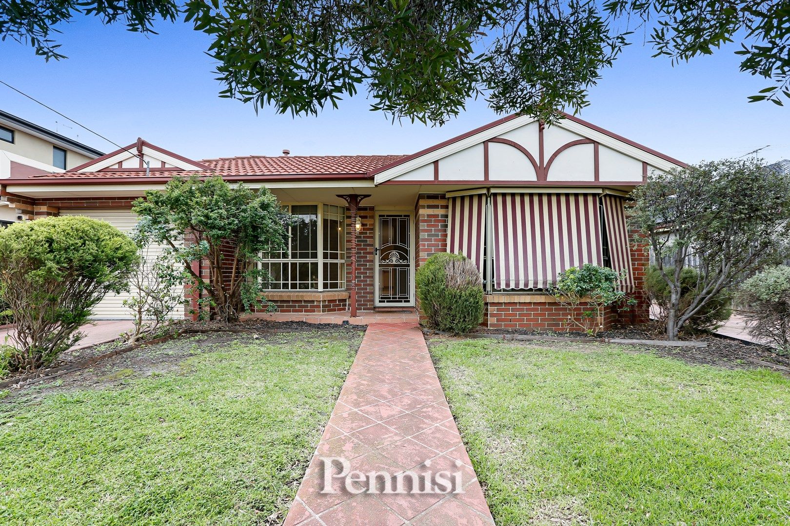 2 bedrooms Apartment / Unit / Flat in 1/12 Coniston Avenue AIRPORT WEST VIC, 3042