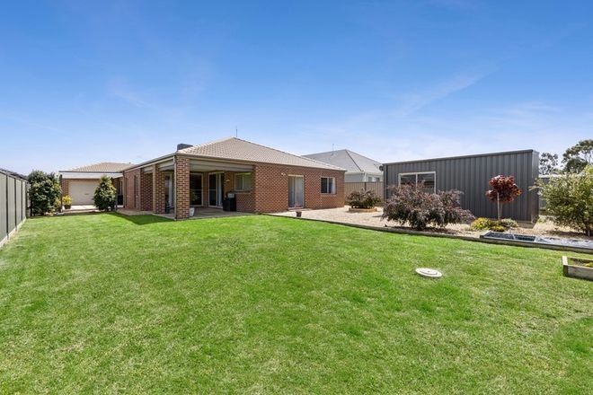 Picture of 25 Parkside Avenue, ROMSEY VIC 3434