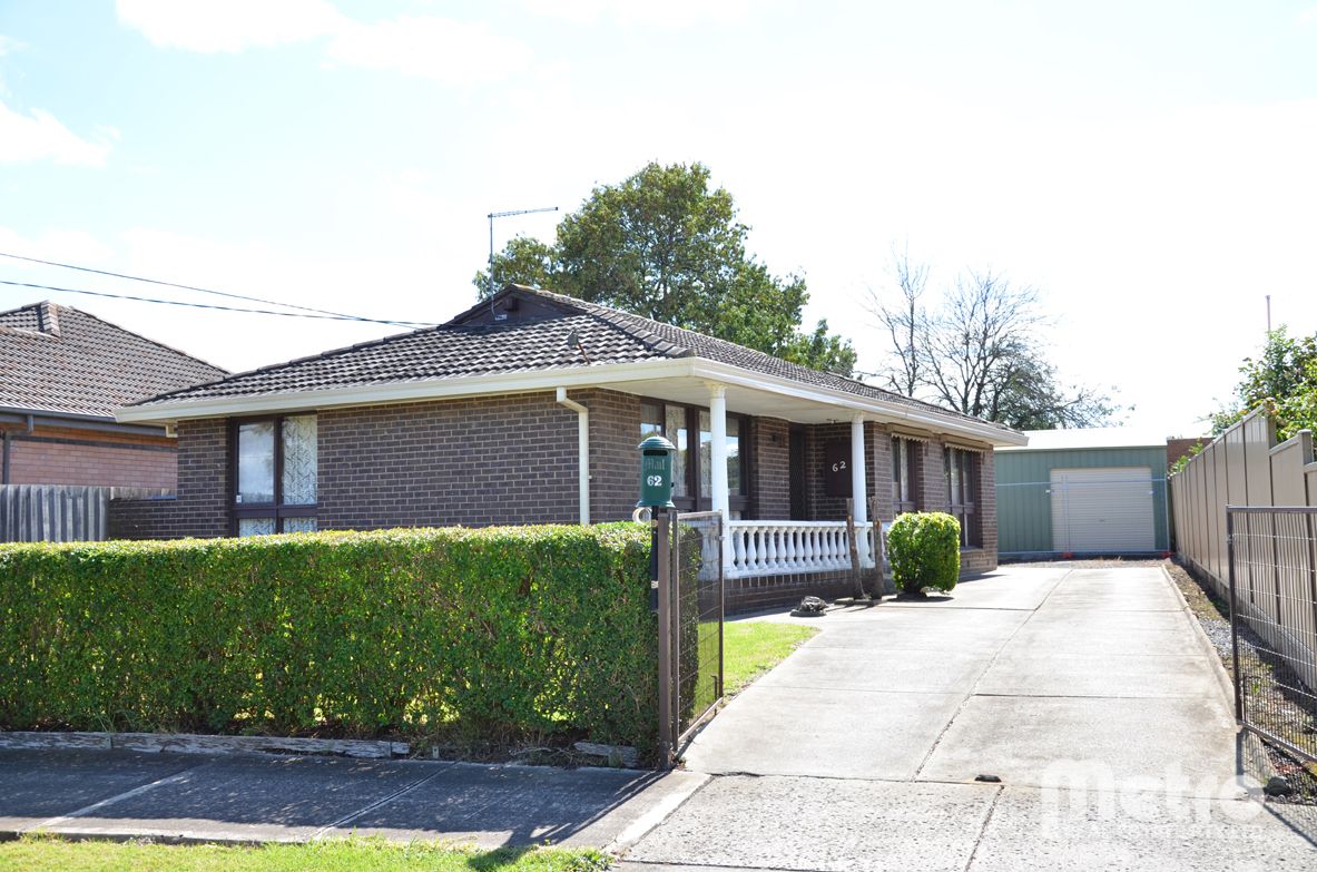 3 bedrooms House in 62 Cary Street SUNSHINE NORTH VIC, 3020