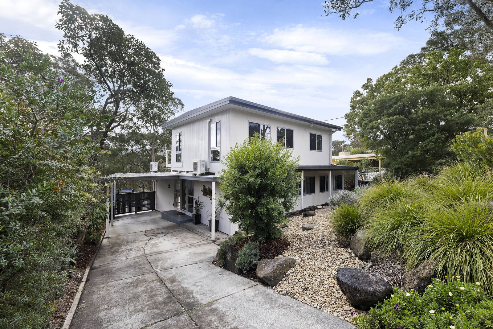 77 Lisbeth Avenue, Donvale VIC 3111, Image 2