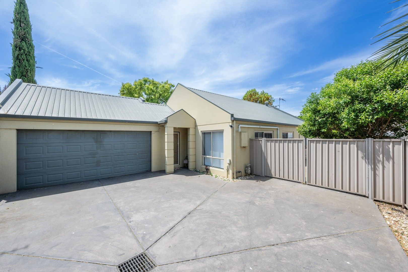 2 bedrooms Apartment / Unit / Flat in 2/23 Hare Street SHEPPARTON VIC, 3630