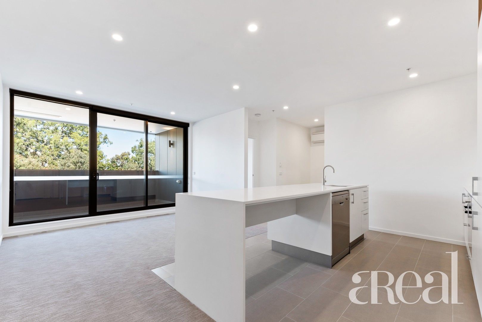 2 bedrooms Apartment / Unit / Flat in 108/30 Bush Blvd MILL PARK VIC, 3082
