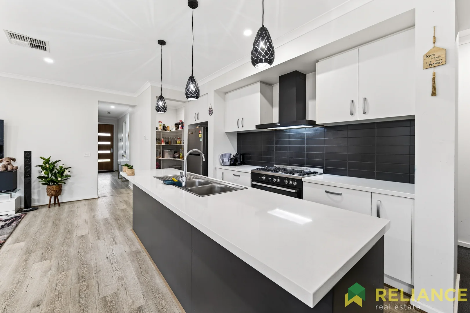 Additional image 5 of 14 Samuel Road, Weir Views VIC 3338