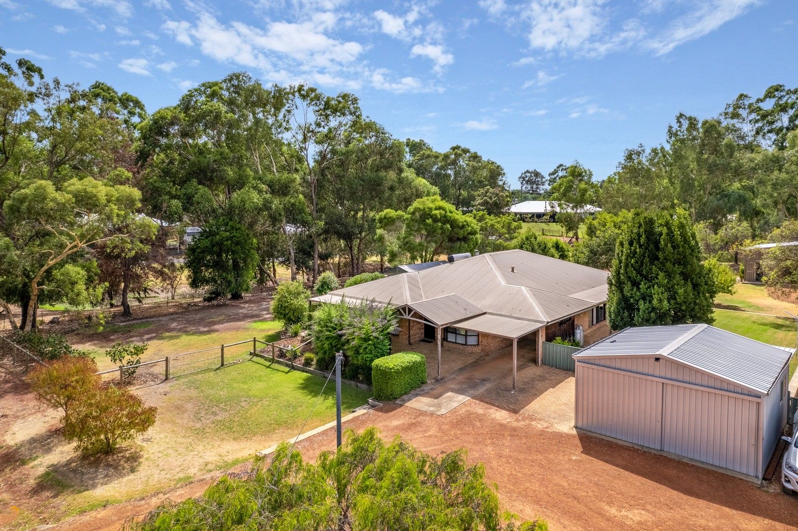 4 bedrooms House in 28 McTaggart Road CAPEL WA, 6271