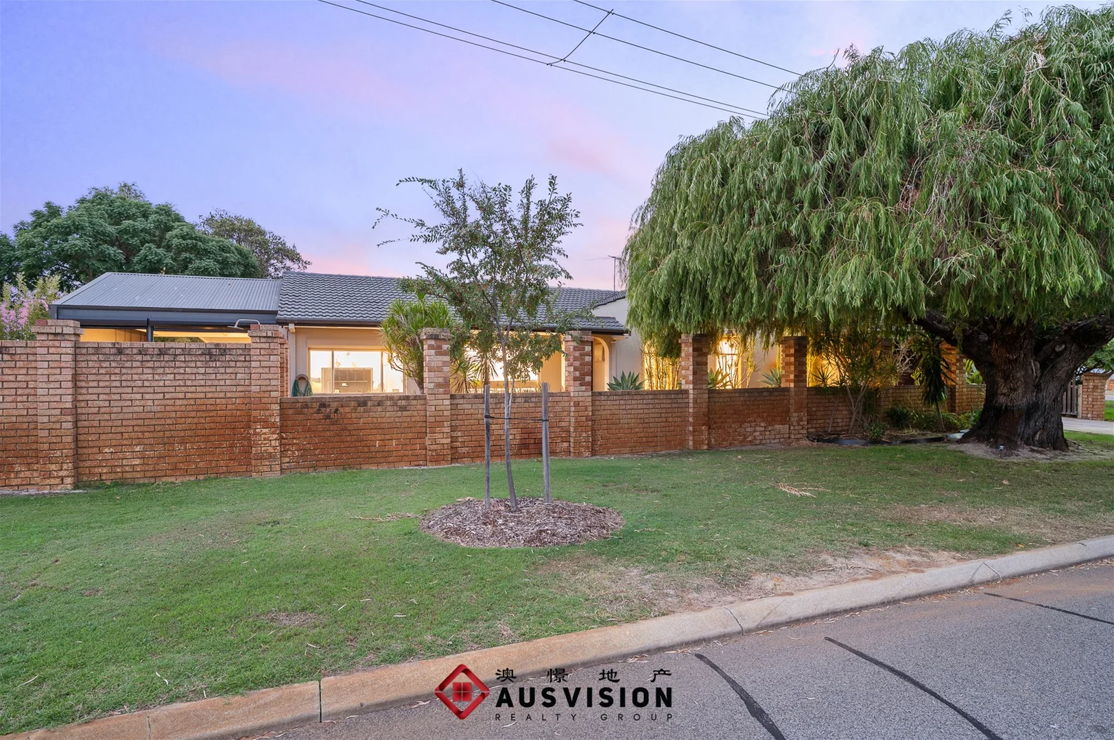 Additional image 46 of 30 Morago Cres, Cloverdale WA 6105