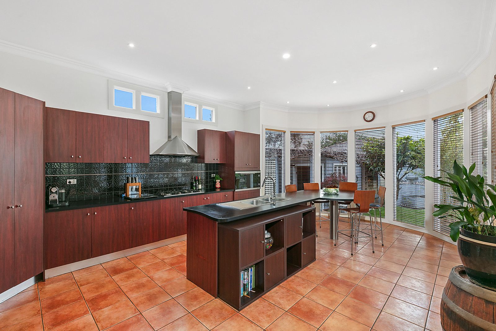 75 Kerferd Street, Essendon North VIC 3041, Image 2