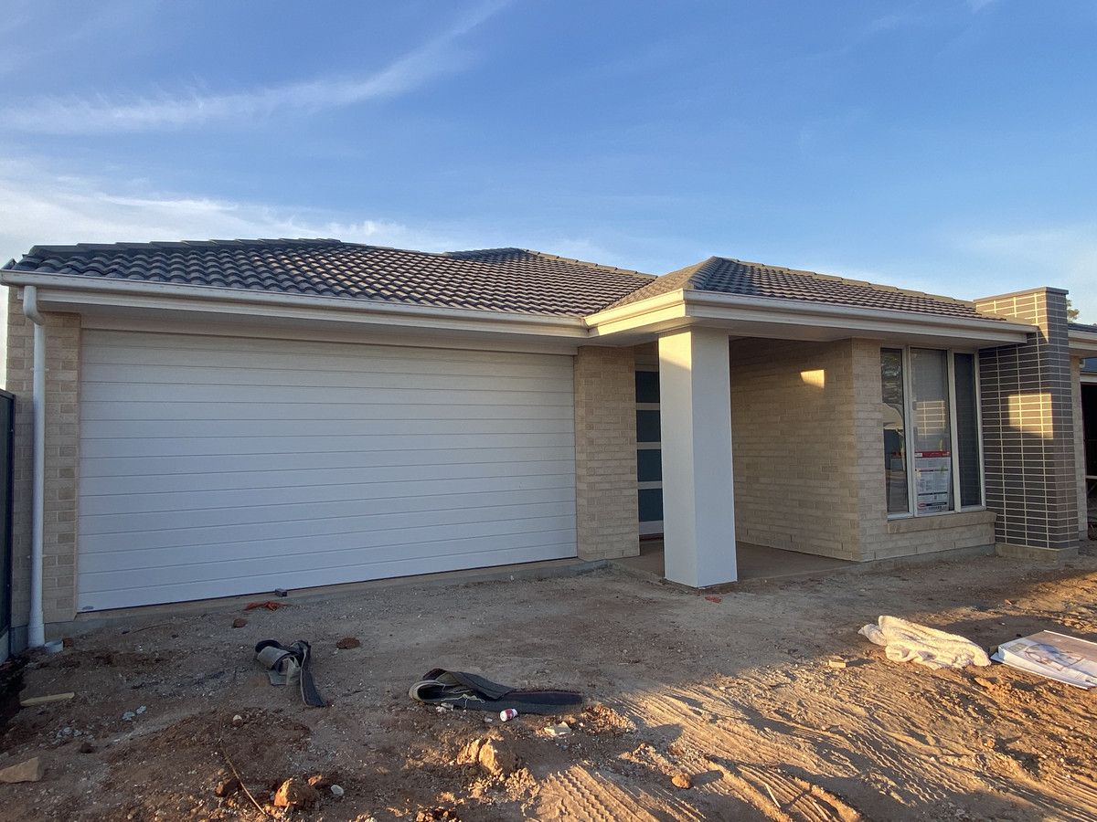 20 Coorong Crescent, Andrews Farm SA 5114 House For Rent Domain