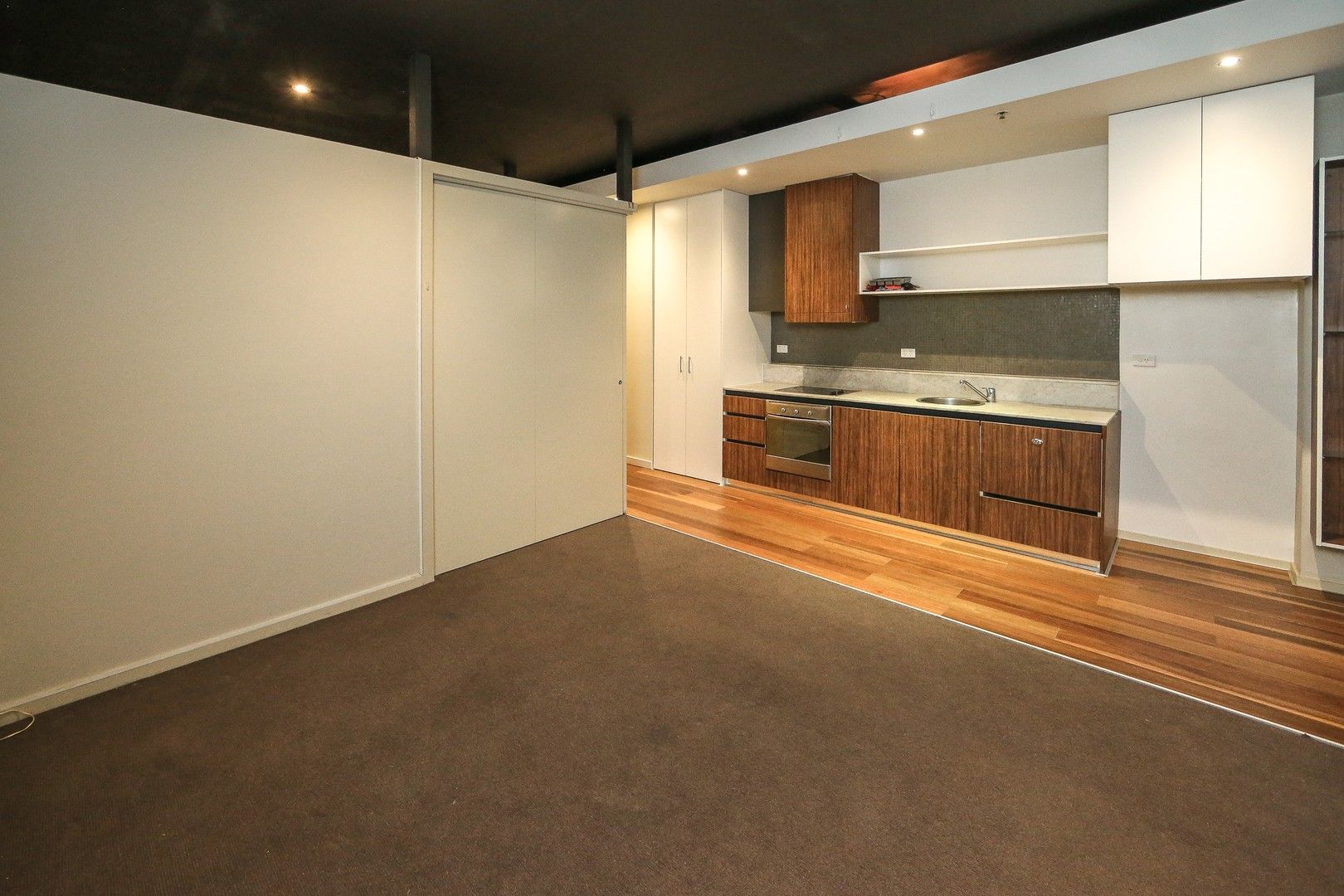 207/320 St Kilda Road, Southbank VIC 3006, Image 1