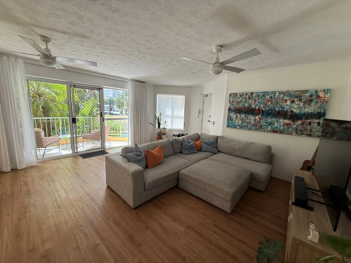 Additional image 9 of 2/166 Surf Parade, Broadbeach QLD 4218