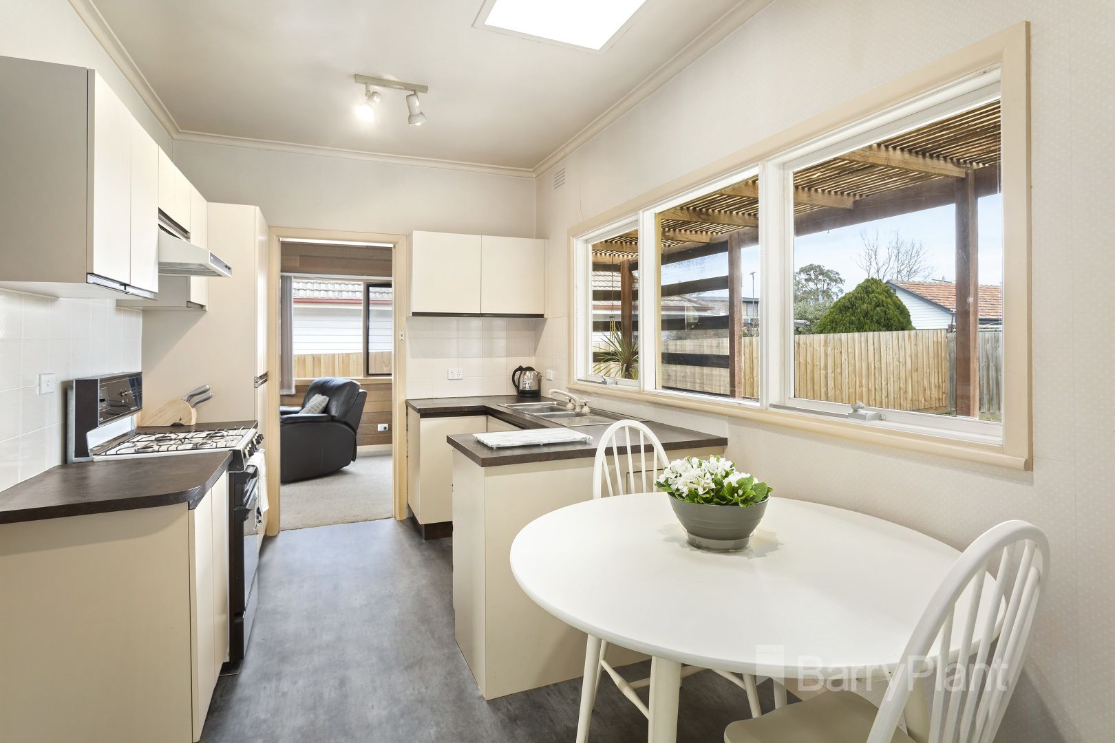 2 Walpole Court, Watsonia VIC 3087, Image 1