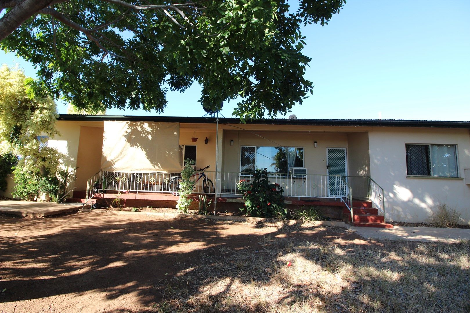 1-2/1 Jacobsen Crescent, Mount Isa QLD 4825, Image 0