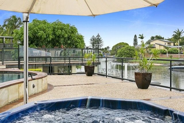 13 Nootka Court, Broadbeach Waters QLD 4218, Image 1